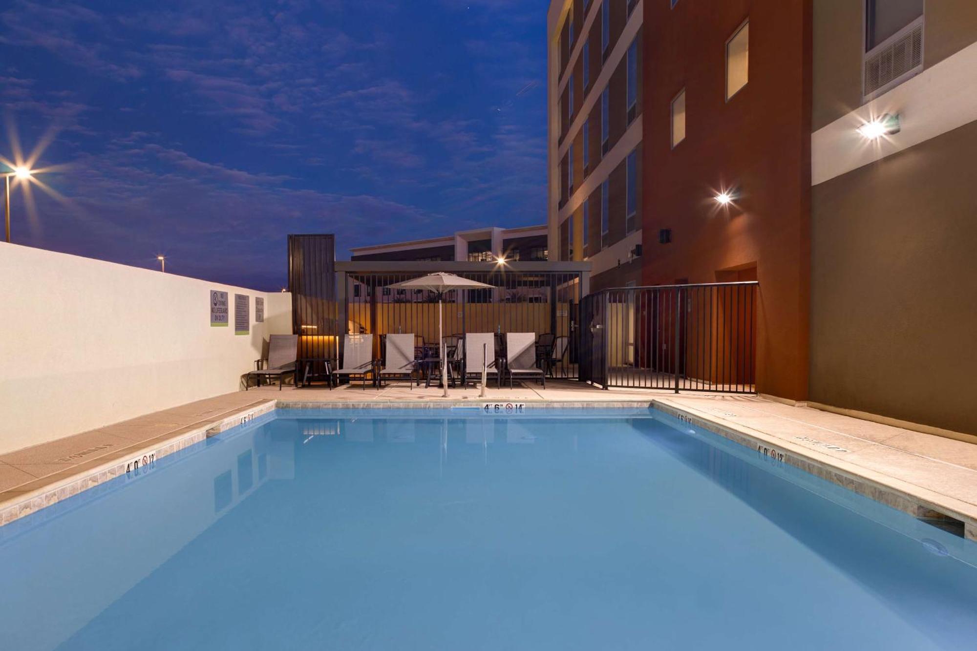 Home2 Suites By Hilton Las Vegas Southwest I-215 Curve Exteriör bild